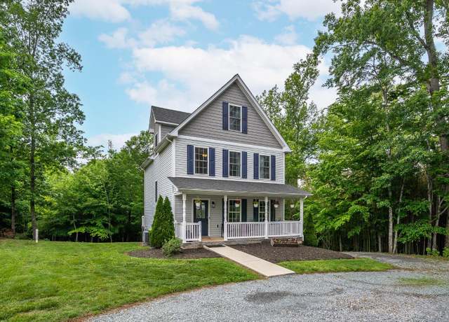 Property at 2515 River Rd, Madison Heights, VA 24572, 5 beds, 3.5 baths