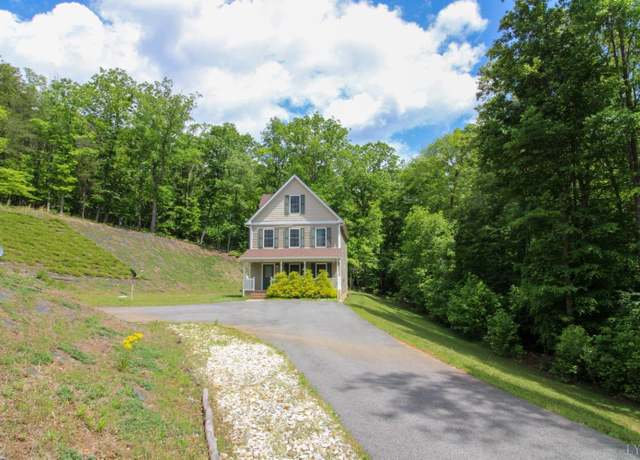 Property at 872 Two Bid Rd, Evington, VA 24550, 5 beds, 3.5 baths