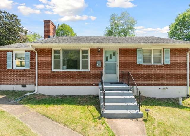 Property at 4600 Greenwood Dr, Lynchburg, VA 24502, 2 beds, 1 bath
