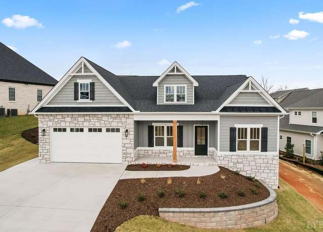 Property at 88 Clopton Court Ct, Lynchburg, VA 24503, 3 beds, 2 baths