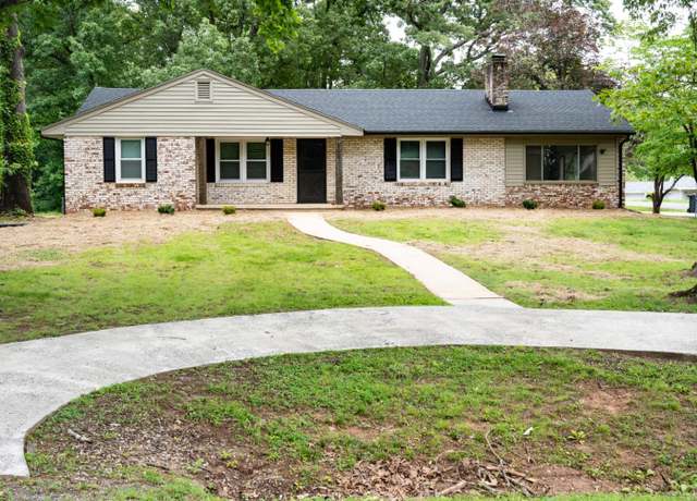 Property at 1231 Lakeview Dr, Lynchburg, VA 24502, 3 beds, 2 baths