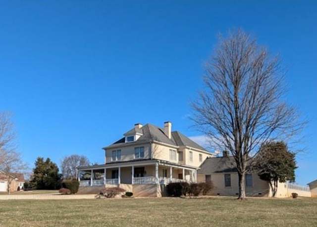 Property at 4059 Lowry Rd, Goode, VA 24570, 6 beds, 4 baths