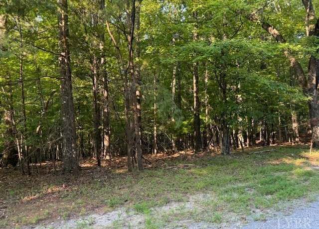 Property at 22 Woodshire Dr, Blue Ridge, VA 24064
