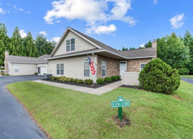 Property at 128 Salisbury Cir, Lynchburg, VA 24502, 3 beds, 2.5 baths