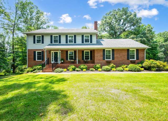 Property at 117 Hunters Creek Rd, Forest, VA 24551, 5 beds, 3.5 baths