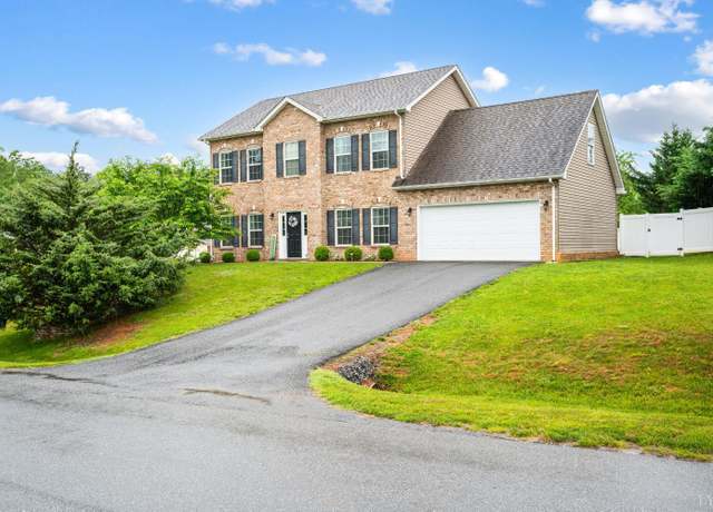 Property at 76 Davids Way, Evington, VA 24550, 4 beds, 2.5 baths