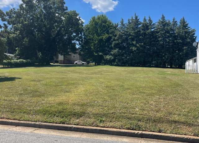 Property at 235 Bell St, Lynchburg, VA 24501