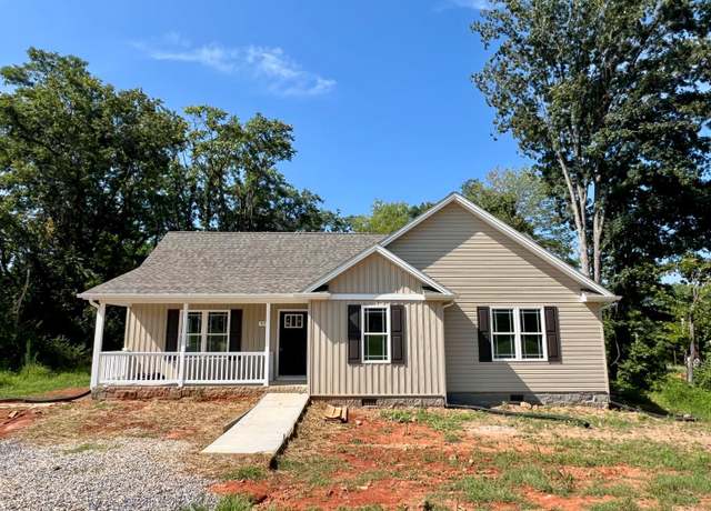 Property at 0 Dixie Airport Rd, Madison Heights, VA 24572, 3 beds, 2 baths