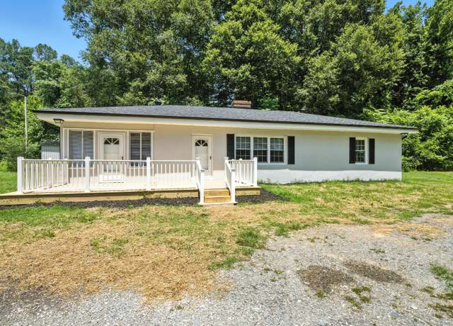 Property at 944 Dog Creek Rd, Brookneal, VA 24528, 3 beds, 1 bath