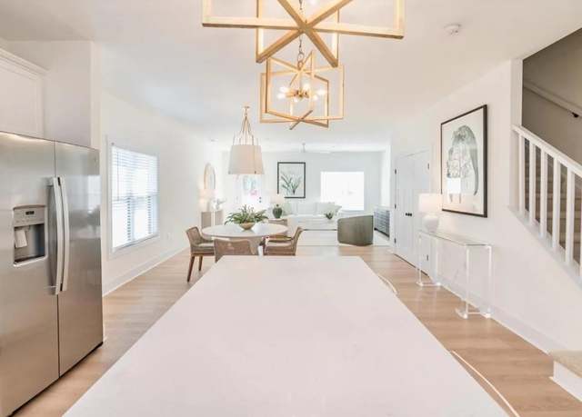 Property at 556 Leesville Rd #401, Lynchburg, VA 24502, 3 beds, 2.5 baths