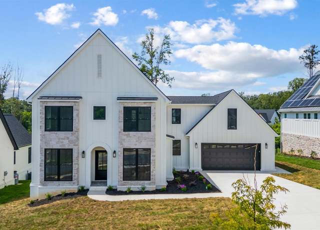 Property at 917 Elmwood Avenue Ave, Lynchburg, VA 24503, 5 beds, 3.5 baths