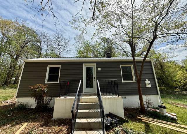 Property at 172 Mays St, Madison Heights, VA 24572, 1 bed, 1 bath