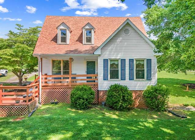 Property at 1817 Elkton Farm Rd, Forest, VA 24551, 4 beds, 3 baths