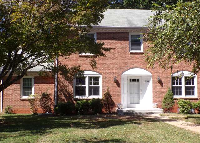 Property at 3304 Sky View Pl, Lynchburg, VA 24503, 5 beds, 2.5 baths