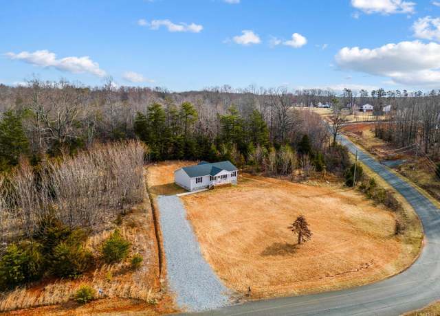 Property at 596 Soybean Dr, Appomattox, VA 24522, 3 beds, 2 baths