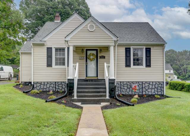 Property at 2212 Kings St, Lynchburg, VA 24501, 2 beds, 1 bath
