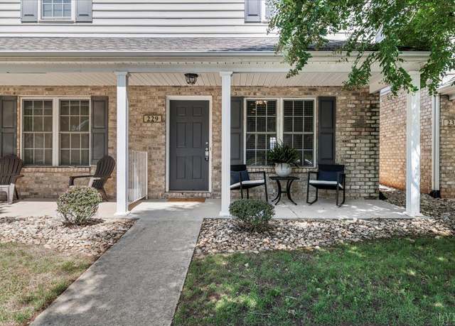 Property at 229 Portico St, Lynchburg, VA 24502, 2 beds, 2.5 baths
