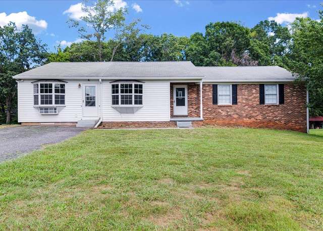 Property at 225 Lynview Dr, Lynchburg, VA 24502, 4 beds, 2 baths