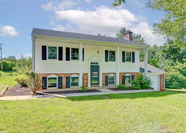 Property at 139 Grimes Dr, Madison Heights, VA 24572, 3 beds, 2 baths