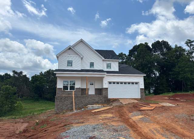 Property at 7 Live Oak Dr, Forest, VA 24551, 4 beds, 2.5 baths