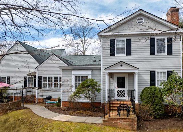 Property at 321 Barkley Ct, Lynchburg, VA 24503, 3 beds, 2.5 baths