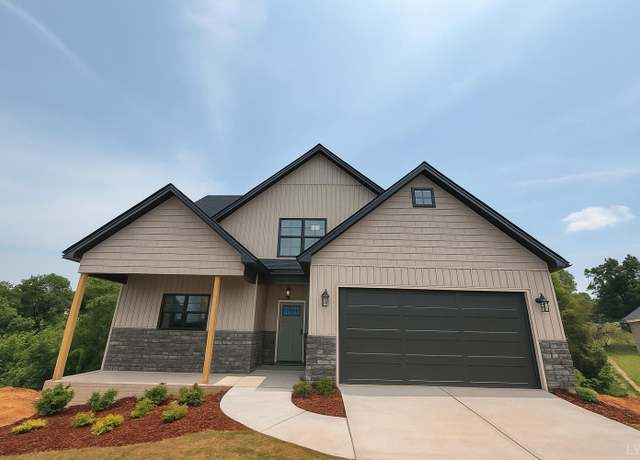 Property at 5 Live Oak Dr, Forest, VA 24551, 4 beds, 2.5 baths