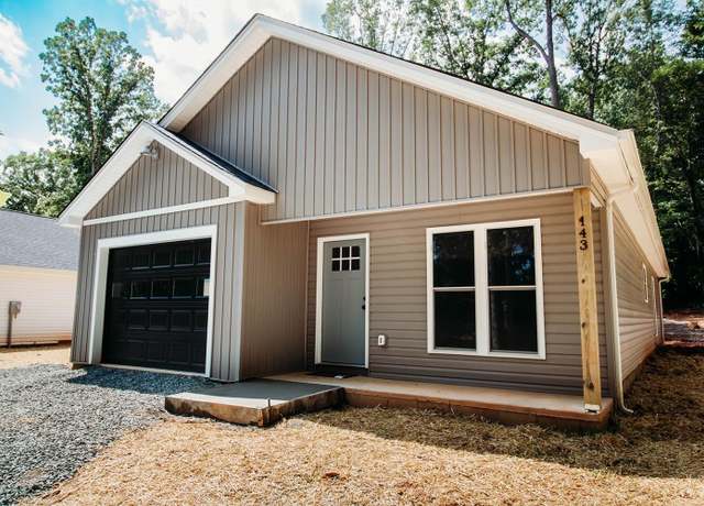 Property at 143 Reichard Dr, Madison Heights, VA 24572, 3 beds, 2 baths