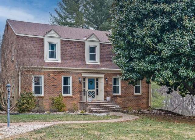 Property at 107 Salem Dr, Forest, VA 24551, 4 beds, 2.5 baths