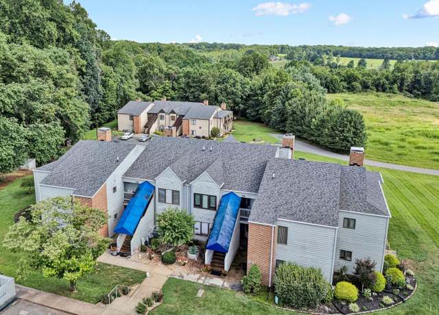 Property at 101 Manor Dr, Forest, VA 24551, 2 beds, 2 baths