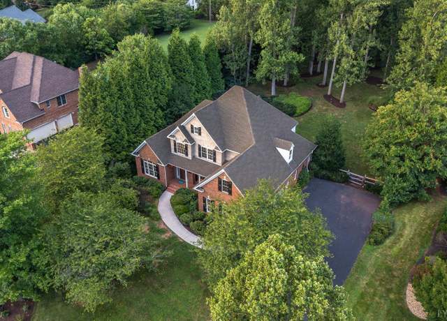 Property at 1227 Jefferson Dr Dr W, Forest, VA 24551, 5 beds, 5.5 baths