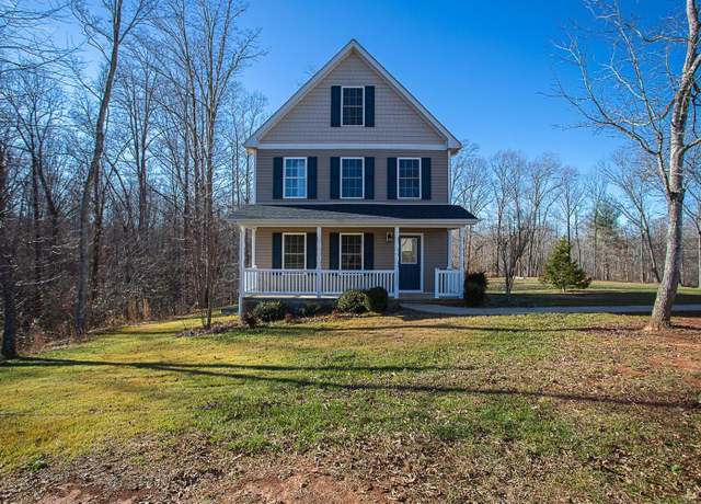 Property at 2417 River Rd, Madison Heights, VA 24572, 5 beds, 2.5 baths