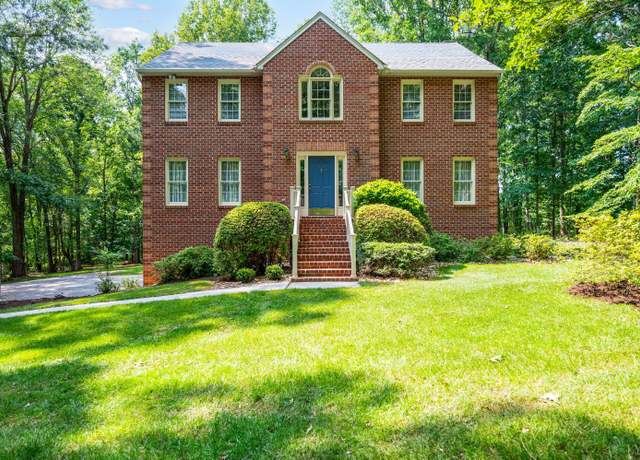 Property at 106 Stirling Ct, Forest, VA 24551, 3 beds, 2.5 baths