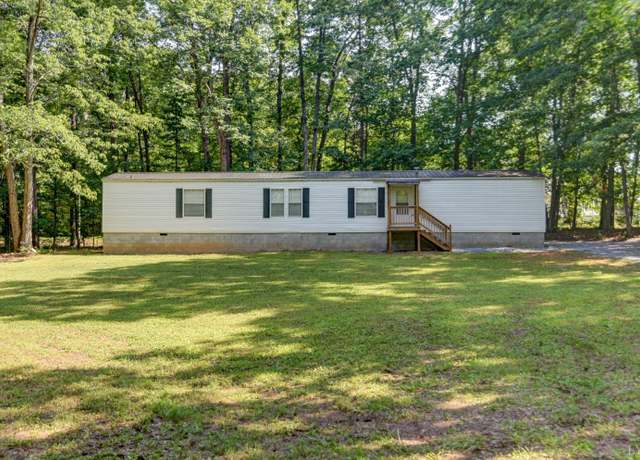 Property at 6304 Wards Rd, Rustburg, VA 24588, 3 beds, 2 baths