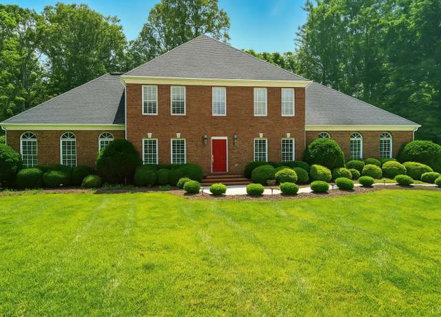 Property at 103 Waterton Dr, Lynchburg, VA 24503, 4 beds, 3.5 baths