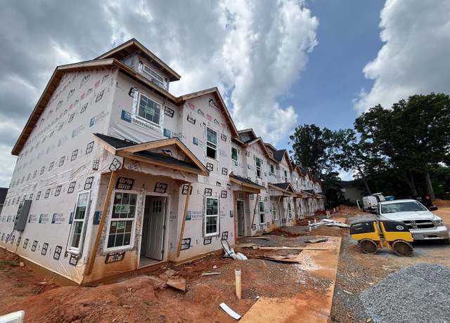 Property at 536 Leesville Rd #302, Lynchburg, VA 24502, 4 beds, 3 baths