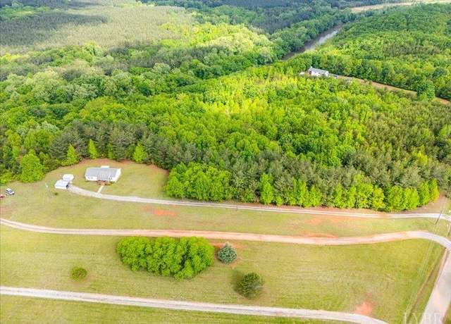 Property at 2453 Easome Rd, Hurt, VA 24563, 3 beds, 2 baths