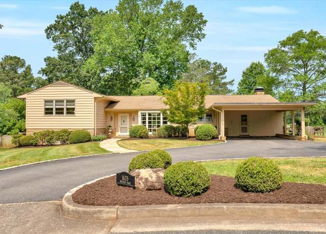 Property at 1625 Belfield Pl, Lynchburg, VA 24503, 5 beds, 5.5 baths