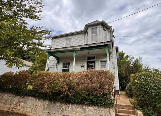 Property at 94 Jackson St, Lynchburg, VA 24504, 4 beds, 1 bath