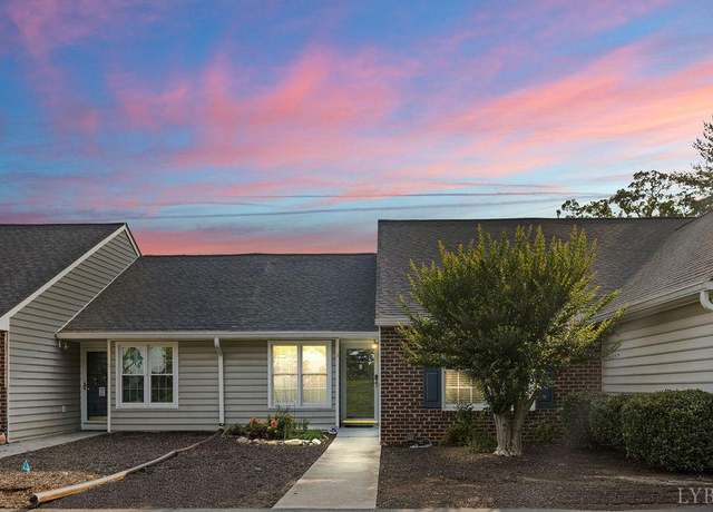 Property at 1055 Jefferson Oaks Ct #3, Forest, VA 24551, 2 beds, 2 baths