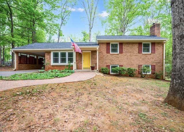 Property at 103 Jane Randolph St, Forest, VA 24551, 3 beds, 2 baths
