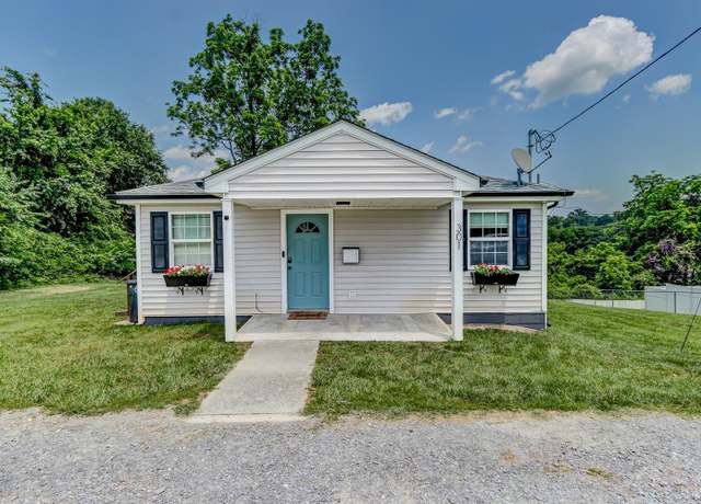 Property at 301 Chambers St, Lynchburg, VA 24501, 3 beds, 2 baths