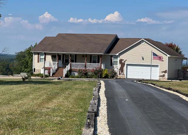 Property at 719 Tower Hill Dr, Appomattox, VA 24522, 3 beds, 2 baths