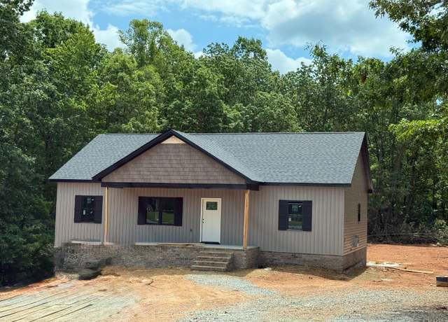 Property at 1361 Chapel Grove Rd, Evington, VA 24550, 3 beds, 2 baths