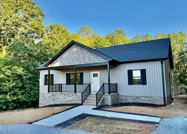 Property at 1361 Chapel Grove Rd, Evington, VA 24550, 3 beds, 2 baths