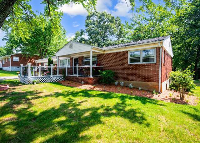 Property at 206 Huffmond St St, Gretna, VA 24557, 3 beds, 2 baths