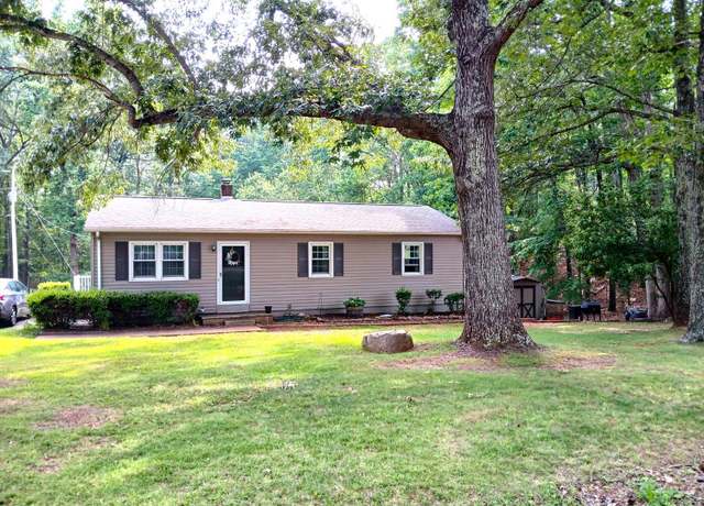 Property at 1981 Gallows Rd, Gretna, VA 24577, 3 beds, 1 bath