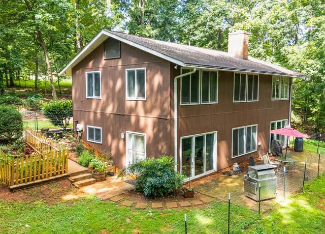 Property at 308 Waughs Ferry Rd, Amherst, VA 24521, 4 beds, 2.5 baths