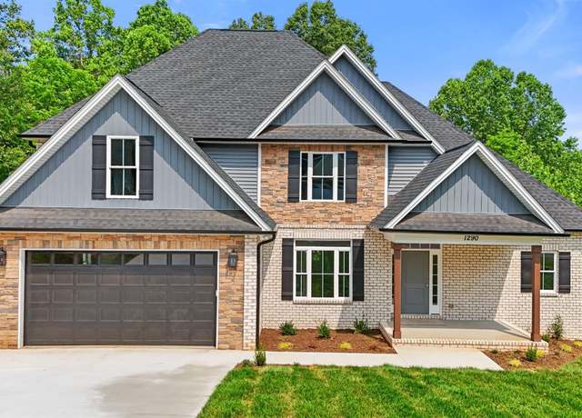 Property at 1290 Ivy Creek Dr, Forest, VA 24551, 4 beds, 2.5 baths