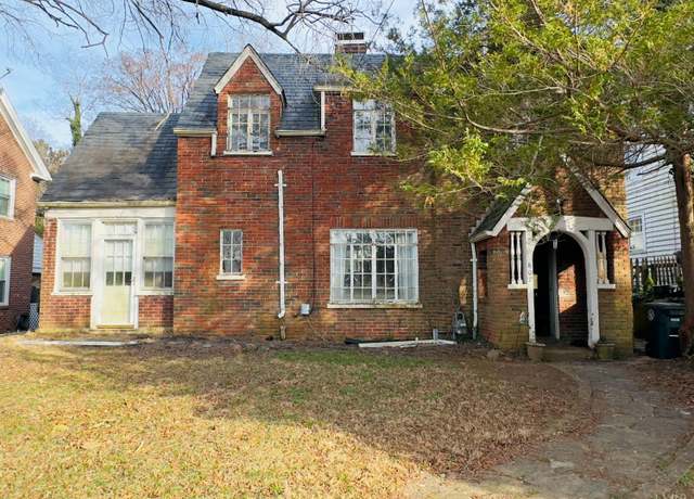 Property at 807 Pershing Ave, Lynchburg, VA 24503, 3 beds, 2.5 baths