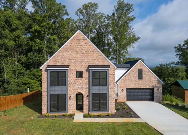 Property at 271 Riverside Dr Dr, Lynchburg, VA 24503, 4 beds, 3.5 baths